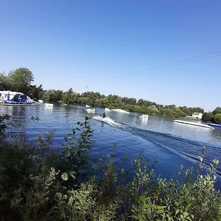Caravan For Rent At Tattershall Holiday Park Exterior photo