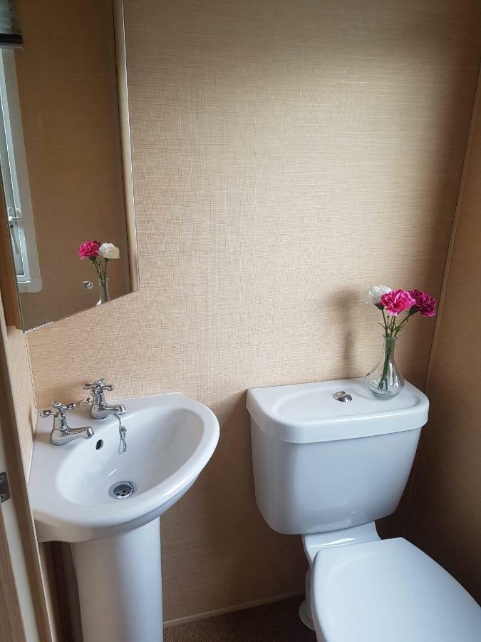 Holiday home Caravan For Rent At *