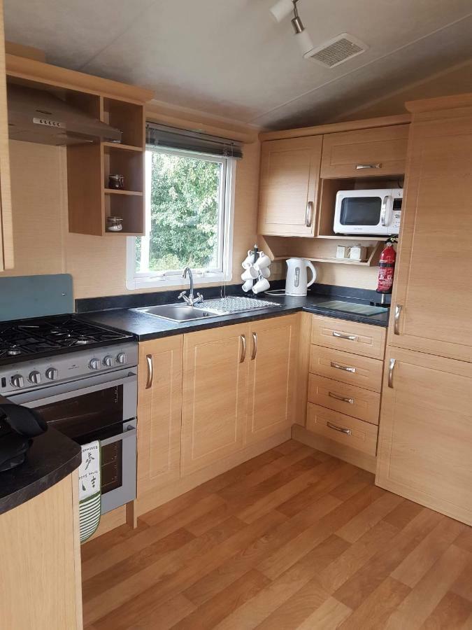Caravan For Rent At * Tattershall