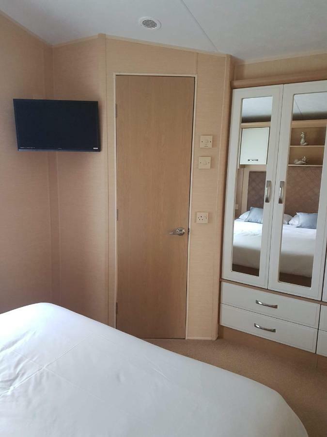 Caravan For Rent At Holiday home *