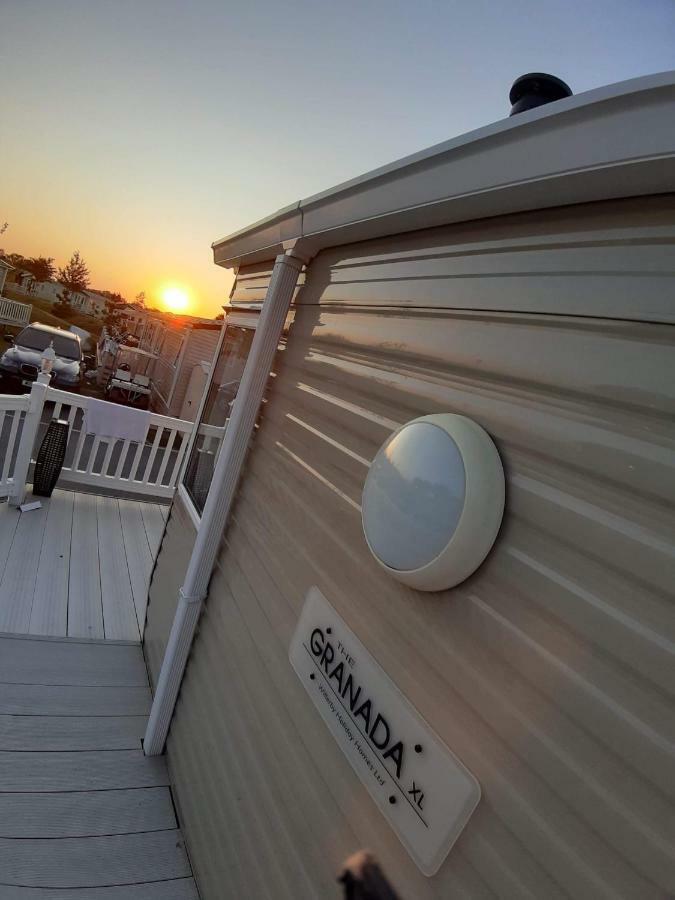 Holiday home Caravan For Rent At *